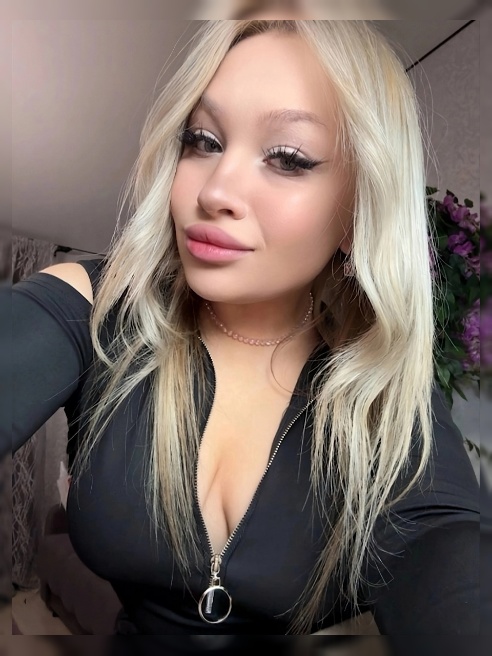 🦋 Подари себе меня и я отдамся без остатка... 🤍 Сексуальная, аппетитная блондинка готова к буре страсти! 🔥 А моя безграничная фантазия то...