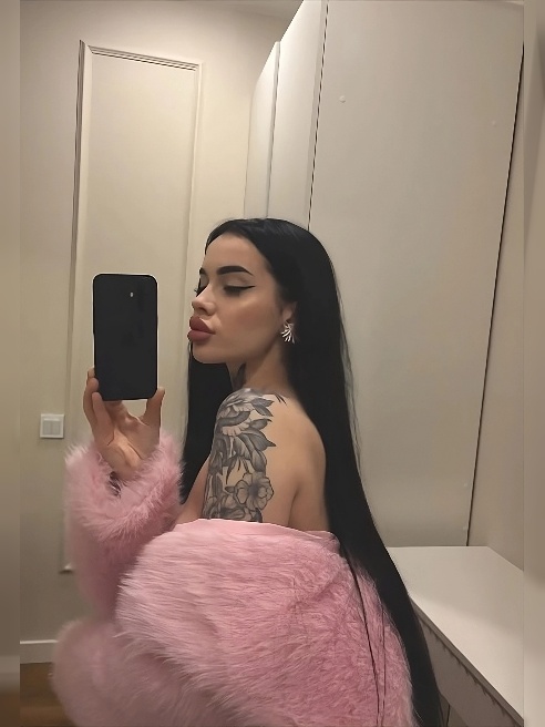 Игривая кошка в теле пантеры ♣️❤️‍🔥
Жду твоего визита💘