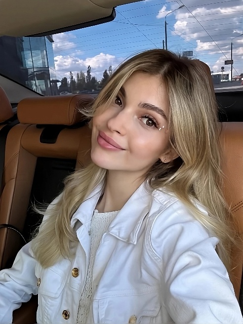 Прочитай  пожалуйста внимательно текст снизу💕