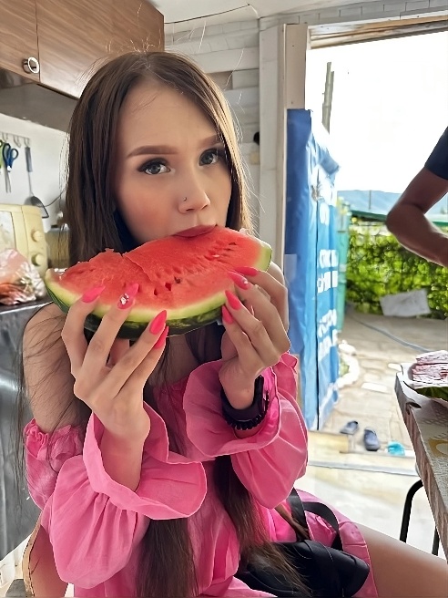 Развратная малышка для тебя🤤 Большинство допов входит в час💘 Есть интересные видео😉
Можем договориться о любом времени встречи!