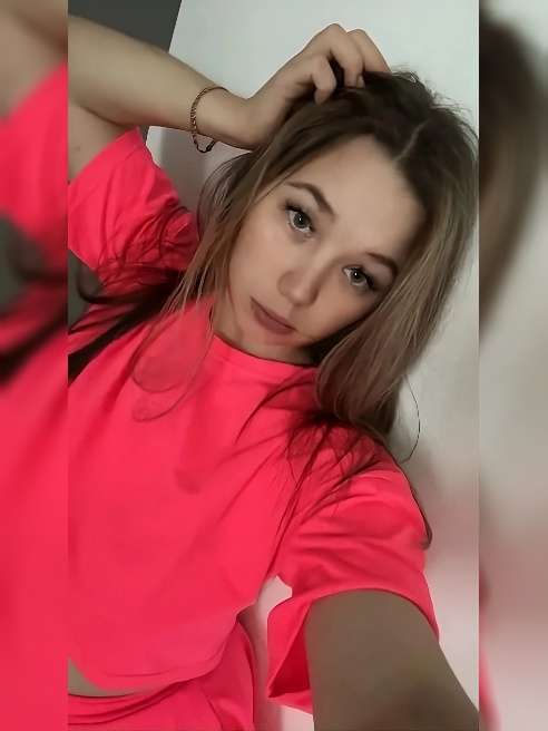 Всем привет.  Меня зовут Александра . Очень люблю получать удовольствие .Но без грубости )