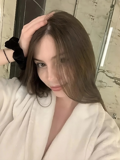 Сладкая конфетка, малышка Молли