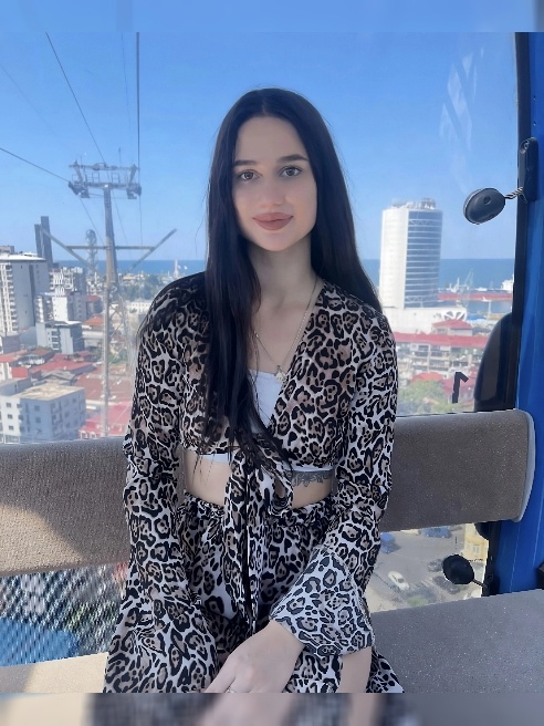 💋Новенькая в этой сфере

💋Мне реально 19 лет

💋В апартаментах одна

💋Встречаюсь индивидуально

💋Соответствую фото на сто процентов