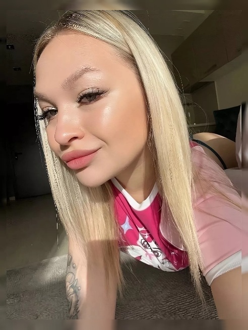 🦋 Подари себе меня и я отдамся без остатка... 🤍 Сексуальная, аппетитная блондинка готова к буре страсти! 🔥 А моя безграничная фантазия то...