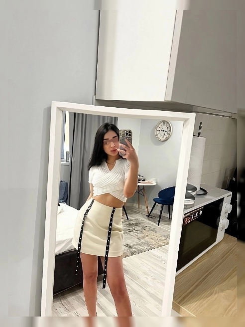 Одержима сексом и готова удовлетворить тебя 😈💦

Привет, я Катя – настоящая нимфоманка, которая не может без страсти и горячего секса 🔥. М...