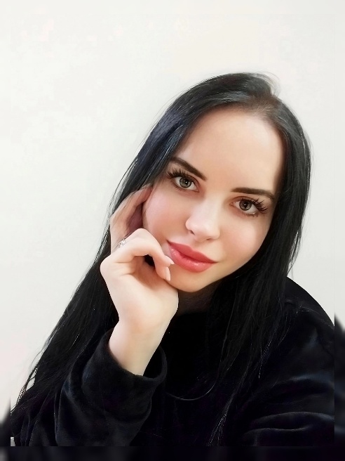 Ты знаешь, что я делаю, когда думаю о тебе?.. 😏 Я зажмуриваю глаза, провожу рукой по бедру… медленно, томно… представляя, что это твои па... Ты знаешь, что я делаю, когда думаю о тебе?.. 😏 Я зажмуриваю глаза, провожу рукой по бедру… медленно, томно… представляя, что это твои па...