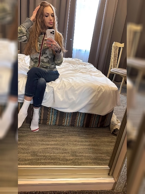 Приглашу к себе или приеду к тебе в гости 😋😋😋
Так же есть мои 14 откровенных, горячих видео где я себя ласкаю, игрушки, делаю минет,... Приглашу к себе или приеду к тебе в гости 😋😋😋
Так же есть мои 14 откровенных, горячих видео где я себя ласкаю, игрушки, делаю минет,...