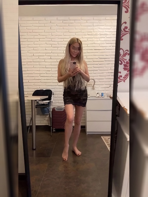 Я — Николь, горячая блондинка, которая живет на грани желания и наслаждения, для которой каждая встреча — это игра огня и бури эмоций. Я...