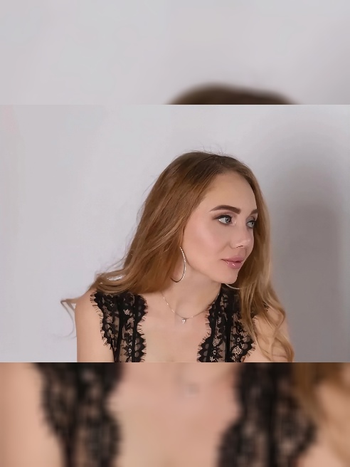 Нежная кожа,Белые густые волосы. 

Это мои настоящие фотографии - без ретуши! Я твой лучший друг, твоя ночь будет незабываемой!

Я сделаю...