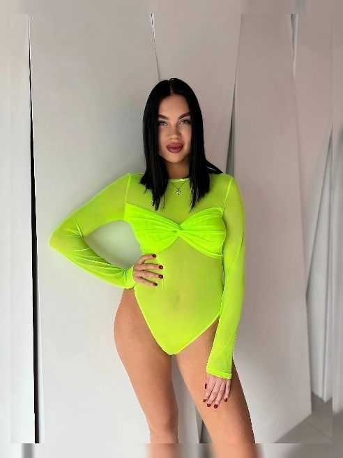 Я — воплощение соблазна, огня и бесконечного желания… 😈🔥 Моё тело создано для наслаждения, мои движения — для искушения, а мои губы… для...