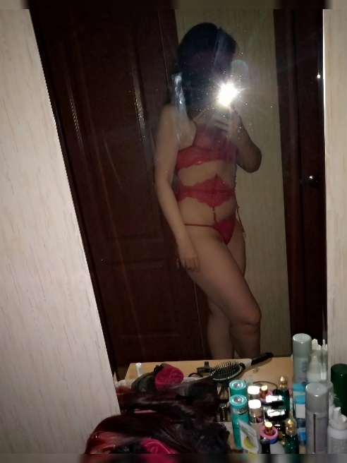 Всем зайцам пушистым привет!И не пушистым тоже!😁Отдамся в хорошие руки))))... Зеленоглазая брюнетка, опытная и сексуальная пригласит в го...