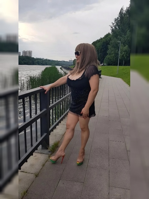Дайте волю Вашей фантазии… и.. Восточная Красавица окажется к Вам благосклонной..



************



Своей улыбкой неземною

Я покорю вас...