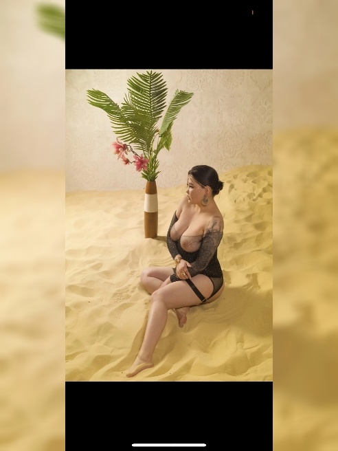 Приветик, Котик! Меня зовут Руслана! Я сладкая, горячая киска) 

Обожаю секс! Обожаю вас, мои мужчины❤

Фотографии мои, свежие и реальн...