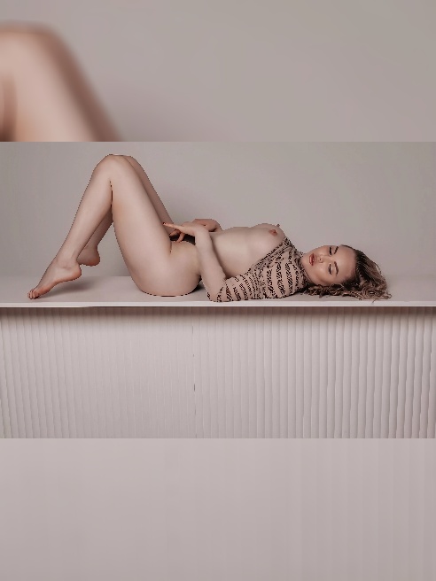 Привет, милый, я - МЭРИ ПОППИНС-твоя шикарная секси девочка. Создана дарить удовольствие и самый качественный отдых тебе, мой дорогой муж... Привет, милый, я - МЭРИ ПОППИНС-твоя шикарная секси девочка. Создана дарить удовольствие и самый качественный отдых тебе, мой дорогой муж...