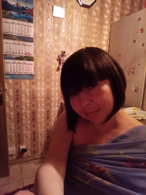 симпатичная брюнетка пригласит             

к себе в гости порядочного мужчину славянской внешности звонить за час до приезда обязатель...