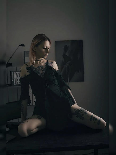 💙 Официальная модель Suicide Girls 💙



Если наша встреча случится — гарантирую, ты захочешь её повторить.



Неформальная, яркая и по-на...