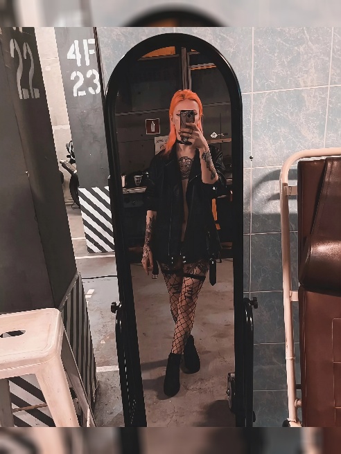 💙 Официальная модель Suicide Girls 💙



Если наша встреча случится — гарантирую, ты захочешь её повторить.



Неформальная, яркая и по-на...