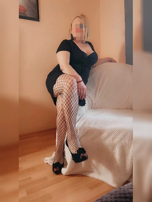 Отвечаю в ТГ только тем у кого НЕ СКРЫТ номер! Остальным не отвечаю!!! 



💋🍓'Дорогие мужчины! 

✅💯 Самый шикарный минет ,сосу долго и ст...