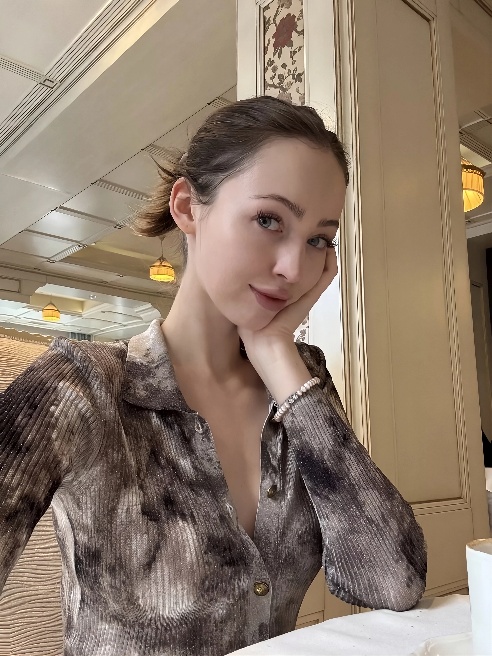Приветики 💋

Жажду встречи с тобой, прекрасный незнакомец 😍

Я - Ангел Алеся, не только возбуждаю, но и располагаю к себе  обаянием, добр...