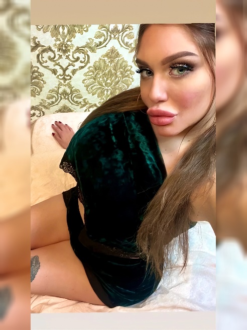 Привет сладкий💋Я - эффектная шатенка с сочными формами🔥Обожаю секс и все что с ним связано!!!Нравится подчиняться сильным и властным мужч... Привет сладкий💋Я - эффектная шатенка с сочными формами🔥Обожаю секс и все что с ним связано!!!Нравится подчиняться сильным и властным мужч...