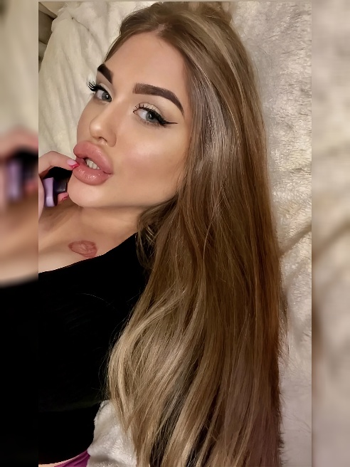 Привет сладкий💋Я - эффектная шатенка с сочными формами🔥Обожаю секс и все что с ним связано!!!Нравится подчиняться сильным и властным мужч... Привет сладкий💋Я - эффектная шатенка с сочными формами🔥Обожаю секс и все что с ним связано!!!Нравится подчиняться сильным и властным мужч...