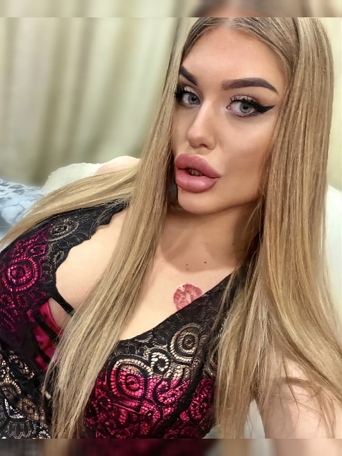 Привет сладкий💋Я - эффектная шатенка с сочными формами🔥Обожаю секс и все что с ним связано!!!Нравится подчиняться сильным и властным мужч... Привет сладкий💋Я - эффектная шатенка с сочными формами🔥Обожаю секс и все что с ним связано!!!Нравится подчиняться сильным и властным мужч...