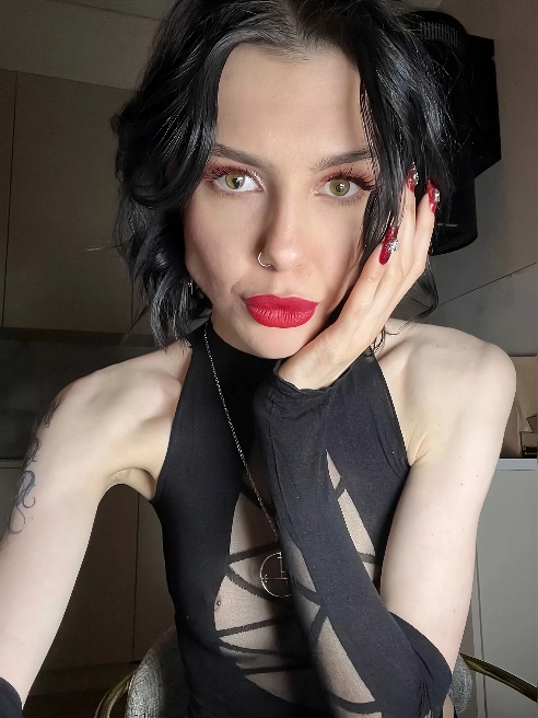 ⚡ Связь со мной — только через WhatsApp и Telegram. Там я всегда доступна! ⚡



Принимаю в уютных и опрятных апартаментах, у меня всегда...