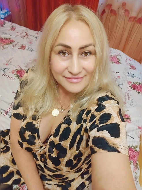 Люблю порядочных мужчин и секс,позитивна,добра,умна,взаимна,расслаблю на все 100% В нетрезвом состоянии не принимаю,если не беру трубку,з...