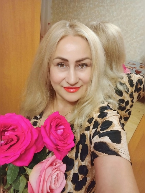 Люблю порядочных мужчин и секс,позитивна,добра,умна,взаимна,расслаблю на все 100% В нетрезвом состоянии не принимаю,если не беру трубку,з...