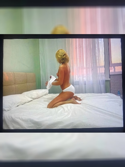 Безумно жду тебя в гости!😻

У меня потрясающая фигура, и моя растяжка тебя очень порадует 🍑

Веселая, со мной в компании скучно тебе то...