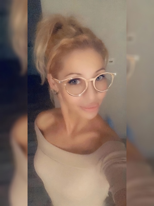 Безумно жду тебя в гости!😻

У меня потрясающая фигура, и моя растяжка тебя очень порадует 🍑

Веселая, со мной в компании скучно тебе то...