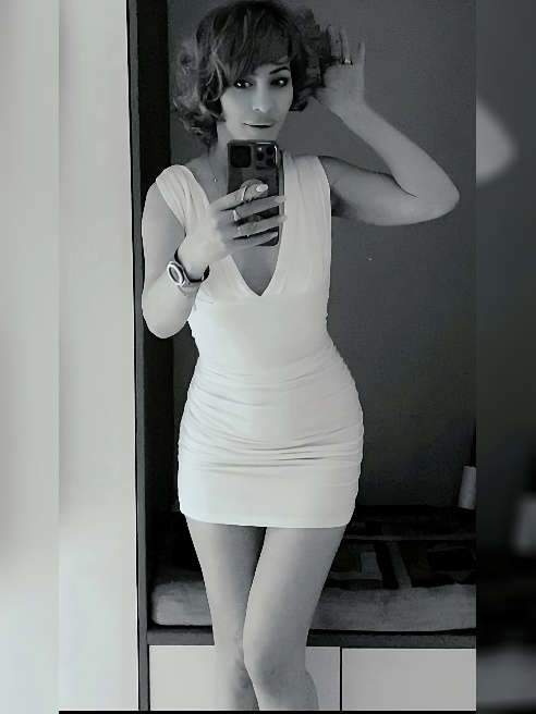 Безумно жду тебя в гости!😻

У меня потрясающая фигура, и моя растяжка тебя очень порадует 🍑

Веселая, со мной в компании скучно тебе то...