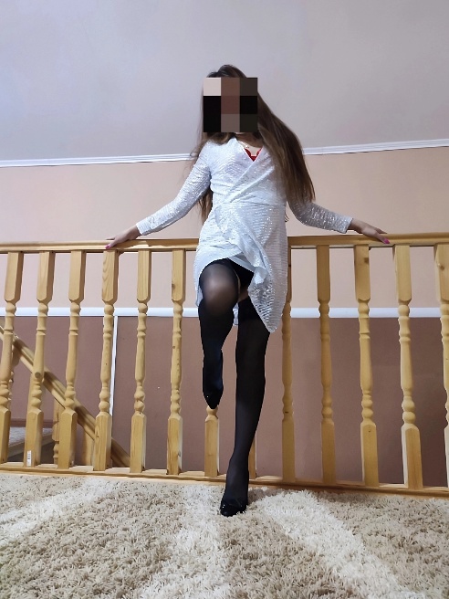 Приветик 😘 меня зовут Лера! Я милая, жгучая, сексуальная мулаточка, очень люблю весело проводить время) 🥰😘