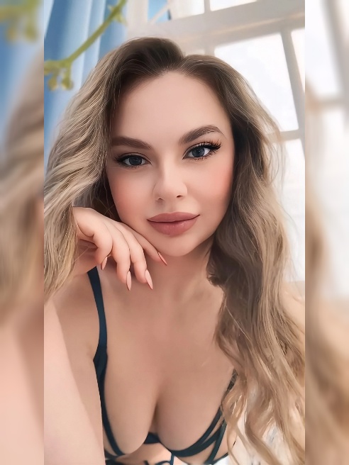 Я подойду к тебе плавно, но с уверенностью, которая сведёт тебя с ума 😏💎. Мои пальцы коснутся твоей кожи, скользя медленно, дразняще, пок...