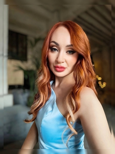 С каждым твоим взглядом и прикосновением я чувствую, как в воздухе нарастает напряжение😏. Внутри меня разгорается огонь желания, и станов...