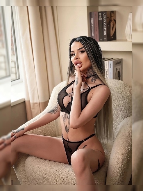 Сведу тебя с ума❤🔥. Очень нежная, чувственная и приятная во всех отношениях девочка🔥.3 размер груди 🫶Модельная внешность🔥, стройные ножки...