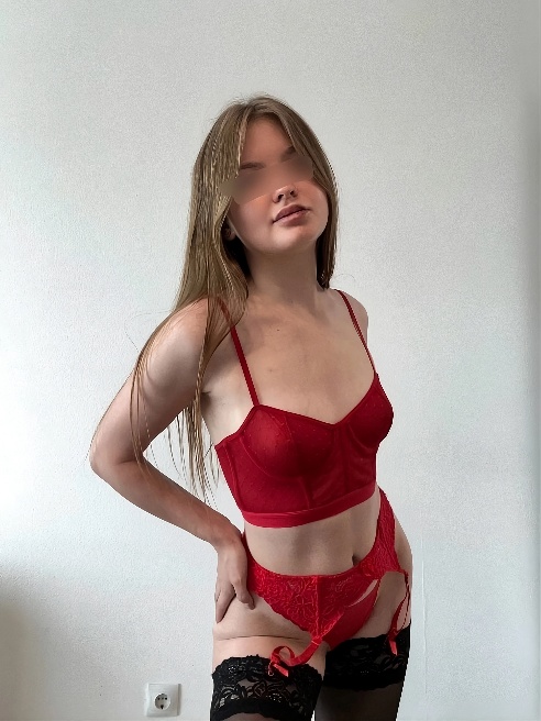 ✨ Пиши и звони, пожалуйста, в WhatsApp и Telegram — я там всегда на связи! ✨
Приглашаю тебя в свои уютные апартаменты, либо с удоволь... ✨ Пиши и звони, пожалуйста, в WhatsApp и Telegram — я там всегда на связи! ✨
Приглашаю тебя в свои уютные апартаменты, либо с удоволь...