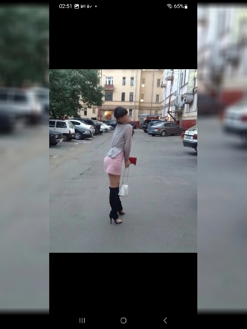 Люблю секс и получаю от этого удовольствие! Очень люблю умелый язычок  кончаю от кунни.

Стараюсь доставить миллион положительных эмоций...