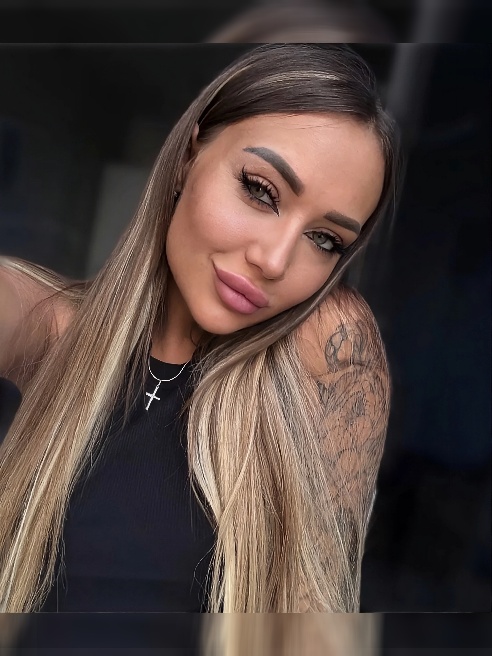 💖 Привет, я Lera Murr — модель Pornhub, и я здесь, чтобы подарить тебе настоящее наслаждение.

Ты когда-нибудь мечтал о том, чтобы всё бы...