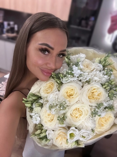 💖 Привет, я Lera Murr — модель Pornhub, и я здесь, чтобы подарить тебе настоящее наслаждение.

Ты когда-нибудь мечтал о том, чтобы всё бы...