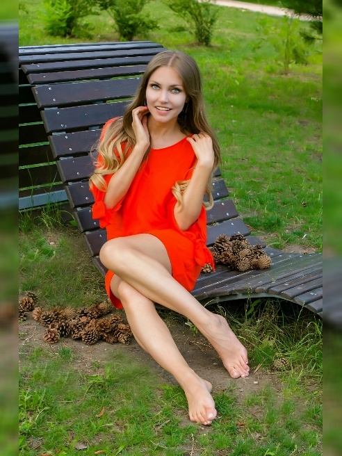 Читаем отзывы) Встречаю лично!!! 

Фотомодель мировая ню топ100 MetArt Cristina A (если умеете гуглить, Kira FemJoy и много других журна...