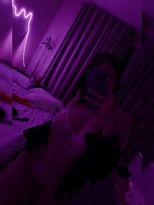 Спасибо, что заглянули ко мне на страничку)
Меня зовут Даяна❤
Нежная, милая девушка☺ Люблю галантных мужчин, ценю чувство юмора🎉🎉🎉 и... Спасибо, что заглянули ко мне на страничку)
Меня зовут Даяна❤
Нежная, милая девушка☺ Люблю галантных мужчин, ценю чувство юмора🎉🎉🎉 и...