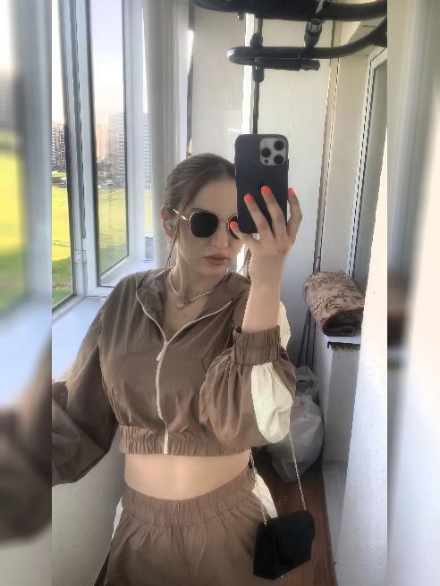 🌟 Приветики! Я — Алина  девушка с искряющимися глазами и улыбкой, которая может растопить сердце  любого. Моя работа — искусство вестись...