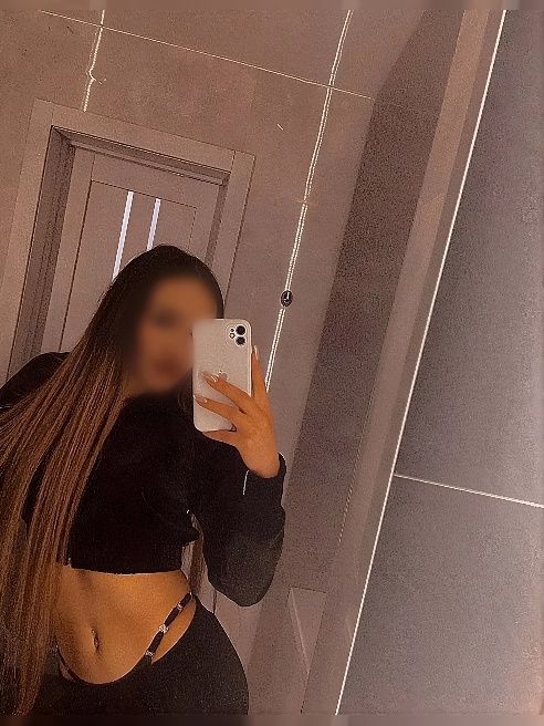 💓Я обладательница роскошной фигуркой, узкой талией, и по настоящему упругой попки🍑 Это все потому, что я регулярно хожу в зал.

Также пос...