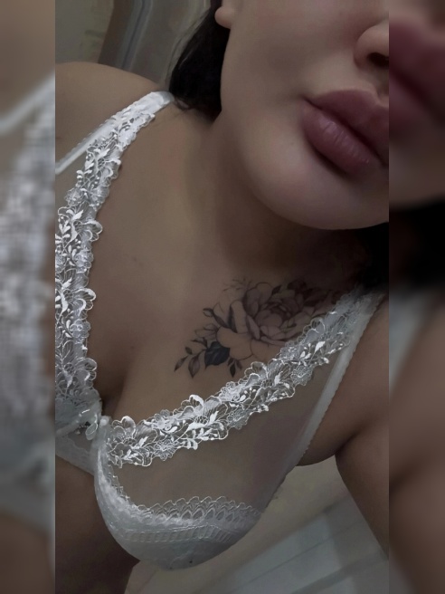 Жду тебя мой кот!!! Окуну тебя в мир удовольствия и нежности!!! Обожгу твоё сознание и плоть своим горячим молодым телом..Мои услуги толь...