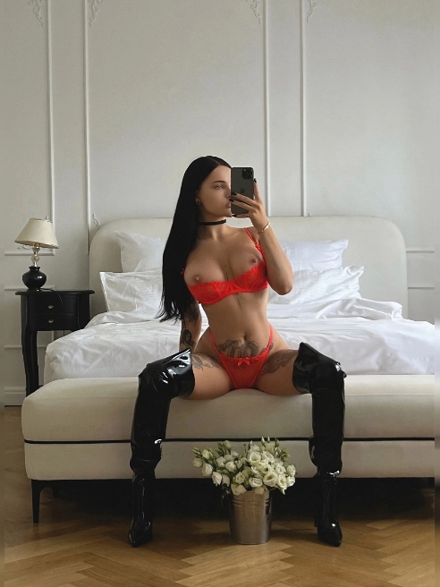 Привет ❤ я 

Находка для любителей tattoo model 



💒 Встречаюсь в своих апартаментах либо отель только с щедрыми джентльменами . 

В...