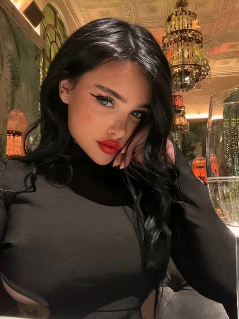 Привет ❤ я 

Находка для любителей tattoo model 



💒 Встречаюсь в своих апартаментах либо отель только с щедрыми джентльменами . 

В...