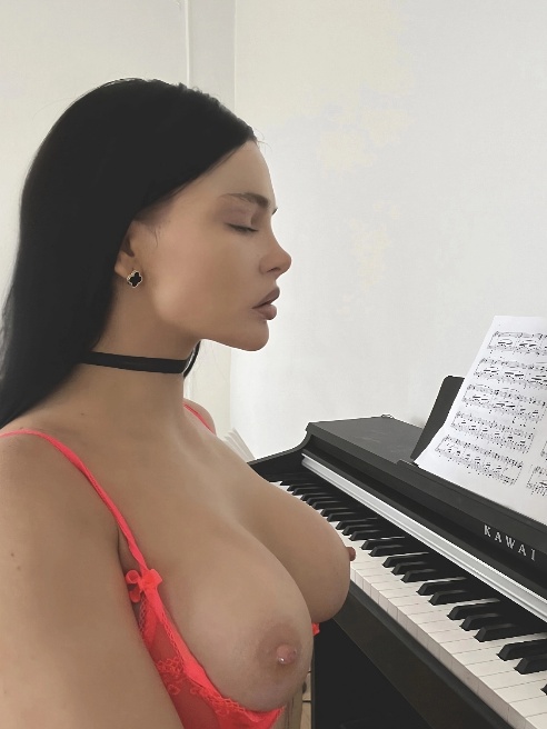 Привет ❤ я 

Находка для любителей tattoo model 



💒 Встречаюсь в своих апартаментах либо отель только с щедрыми джентльменами . 

В...
