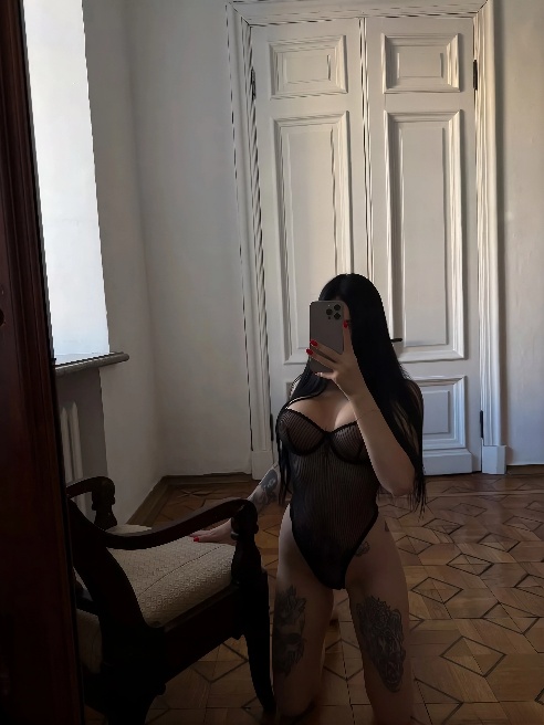 Привет ❤ я 

Находка для любителей tattoo model 

Есть канал !!!!



💒 Встречаюсь в своих апартаментах либо отель только с щедрыми джентл...