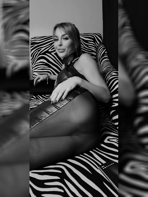 Выезд от 2 часов

Встреча с вкл АС - 25к, без 15к час

Искренне благодарю вас за уделенное внимание моей анкете🙏🥰! Ведь я - ничто иное,...